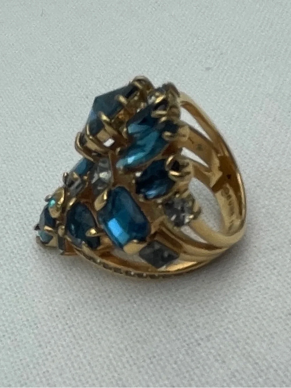henri bendel Gold-Tone Ring with Deep Blue Stones